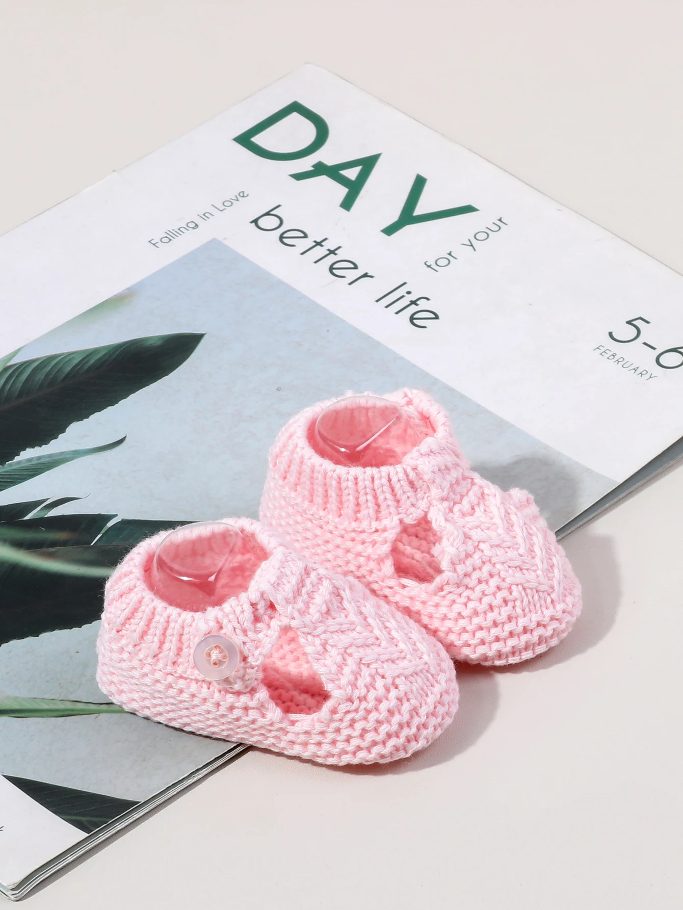 Neue gestrickte Babyschuhe für 0-3 Monate, warm, weich, bequem, mit Cartoon-Muster, für Kleinkinder, rutschfeste Sockenschuhe für Kleinkinder – Detail 27