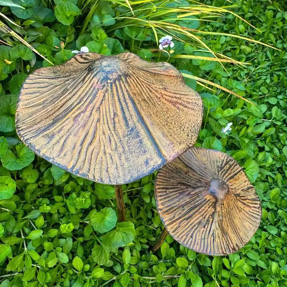 レトロな金属製の錆びたキノコの庭飾りセット、芝生や庭のハロウ - Bonsai Garden Usa のレビューと価格