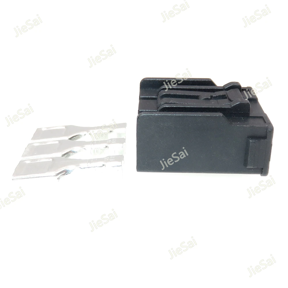 3 Pin Plastic Housing Unsealed Socket Auto Accessories 7.8 Series Car Large Current Wiring Harness Connector