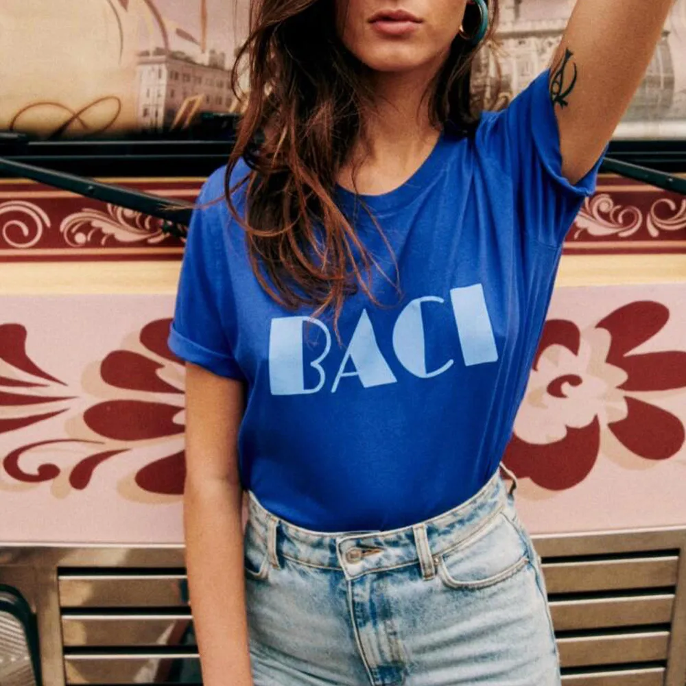 Baci-camisetas con estampado de letras Retro francesas para mujer, camisetas elegantes de manga corta, Tops casuales sueltos de algodón, camisetas elegantes de moda Ins