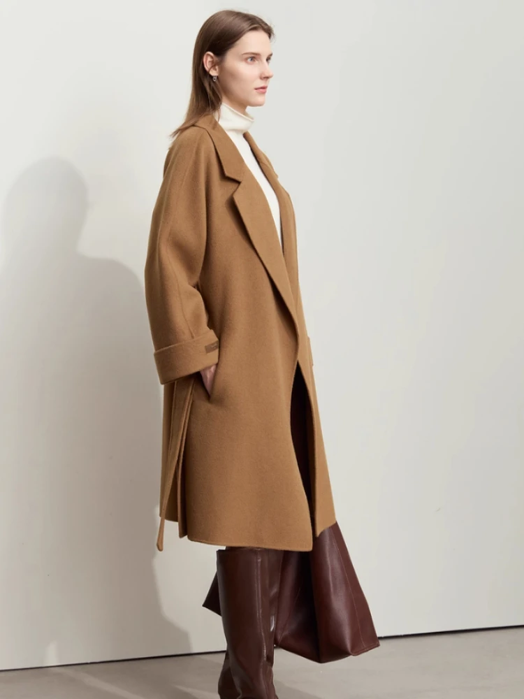 

AMII Minimalist Woolen Coat for Women 2025 Winter New Warm Lapel Collar Long Sleeve with Belt 100% Wool Overcoat Female 12424009