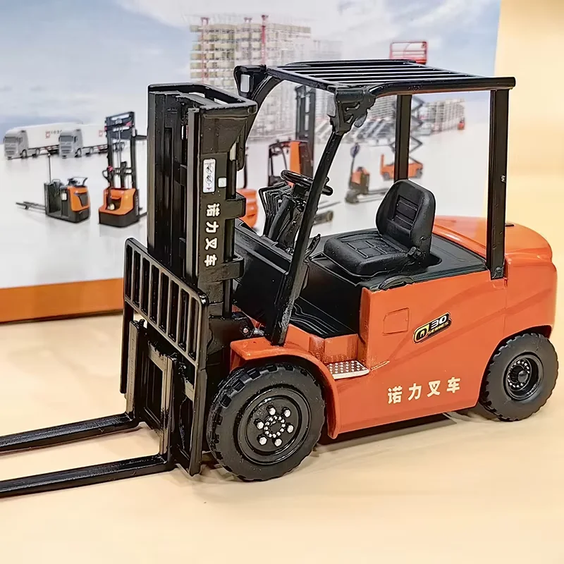 

Масштабная модель вилочного погрузчика 1:25 из сплава, статическая, для коллекции, декоративная, праздничная игрушка, сувенир, подарок