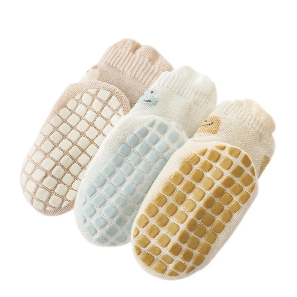 4 Pairs New Soft Cotton Floor Socks Non-Slip Sole Cartoon Animal Pattern Floor Stocking Breathable Newborn Socks for Children