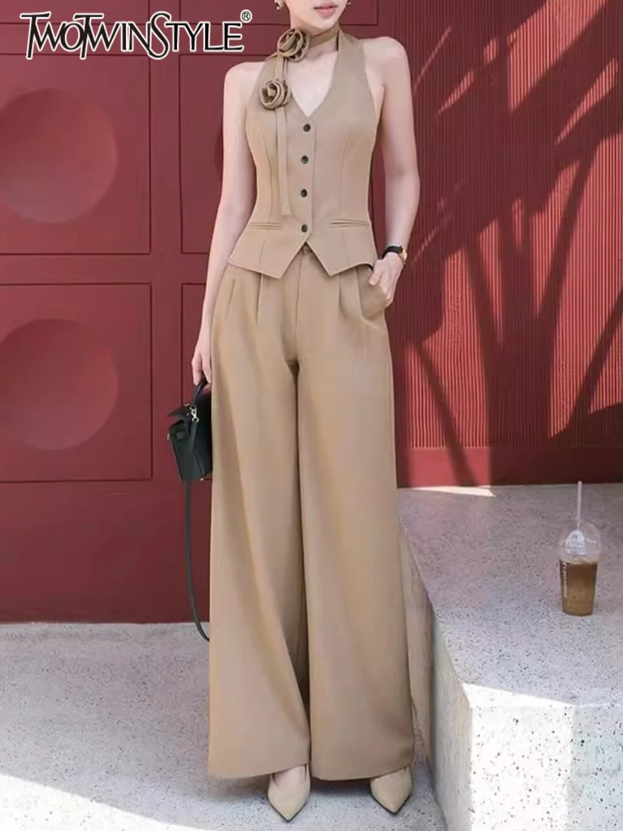 

TWOTWINSTYLE Solid 2 Piece Sets for Women Halter Neck Sleeveless Spliced 3D Flowers Top High Waist Patchwork Pockets Pant Female