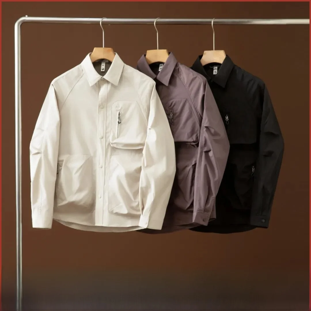 

Lightweight Waterproof Outdoor Workwear Jaet Men's irt Sle Outerwear Breathable Ba Vent Design for Autumn Season