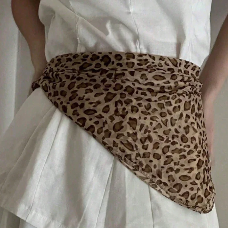 

Y2K Ретро леопардовый платок для женщин и девочек, удобный модный платок высокого качества, теплый универсальный вечерние шарф, изысканный аксессуар