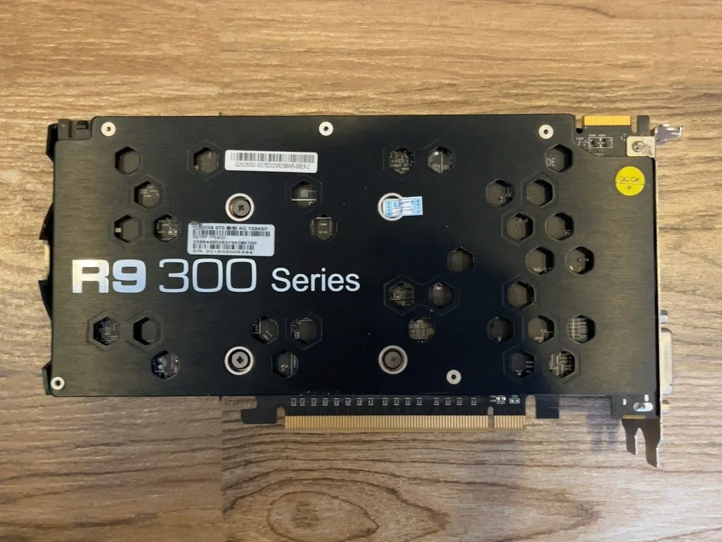 Usado amd radeon r9 370 2gb gddr5 pci-express placa de vídeo dp/hdmi/dvi