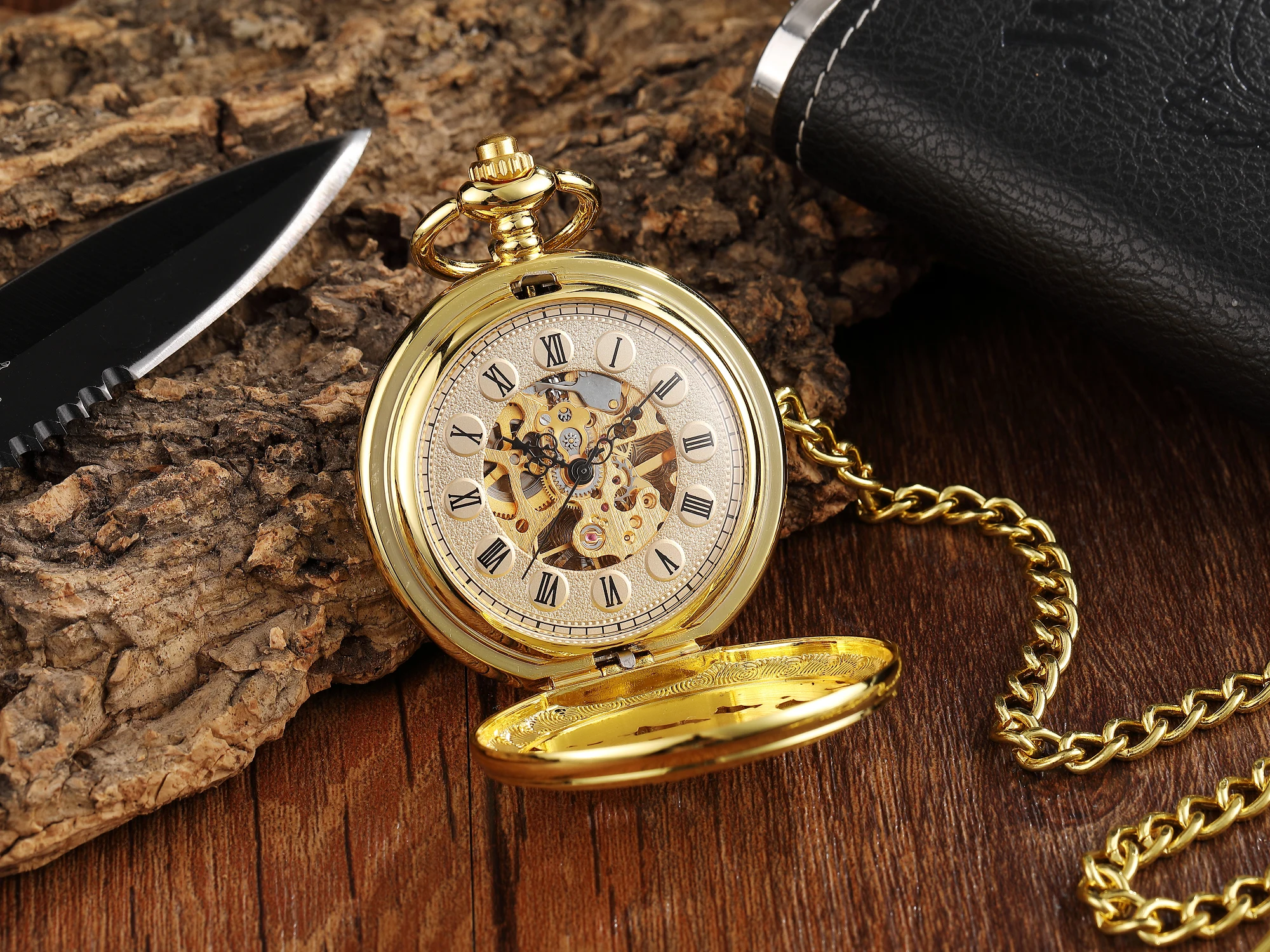 Retro Hollow Gold Silver Fawn Mecânico Pocket Watch Roman Dial Hollow Men's e Women's Watch Gift Watch