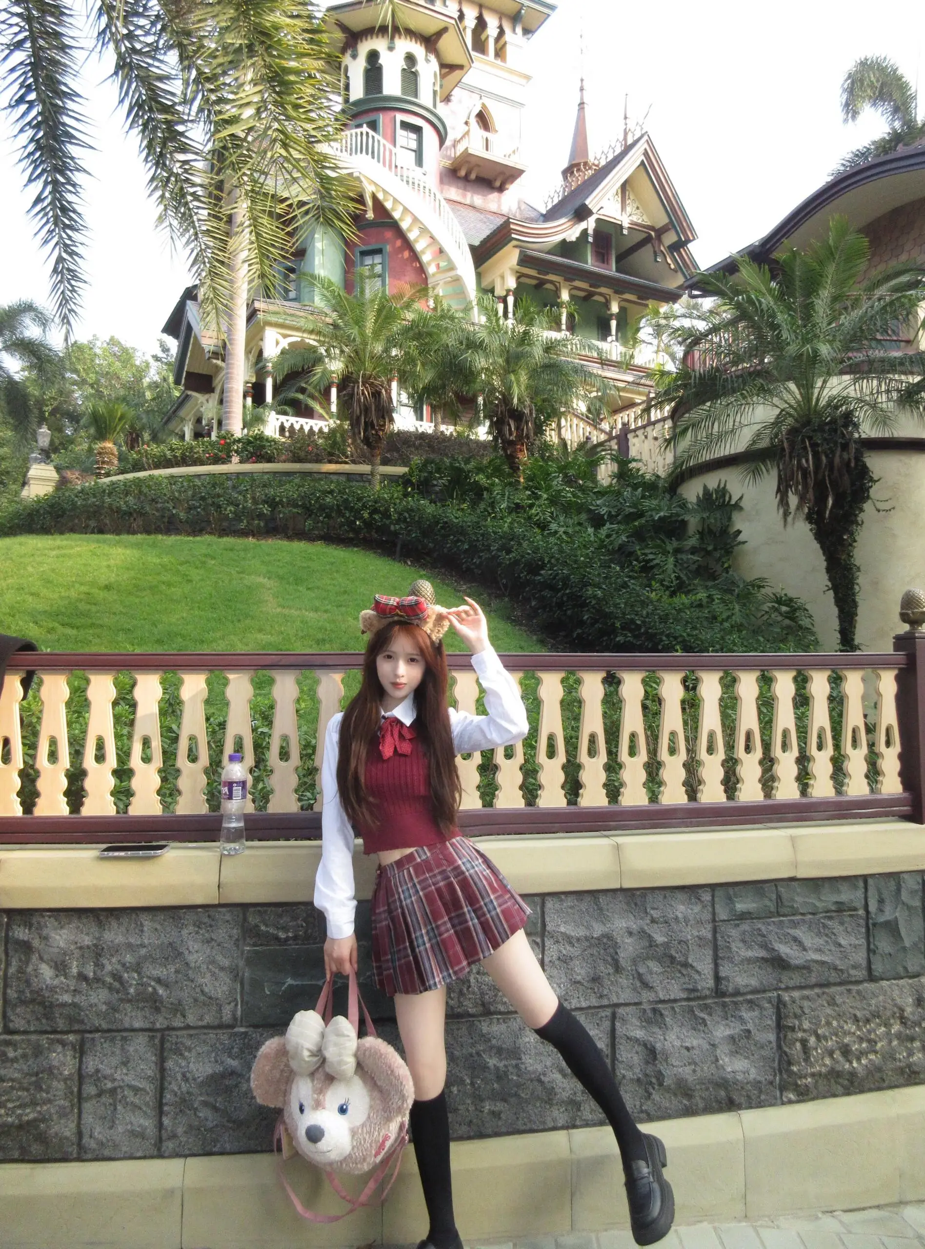 

Корейский студенческий комплект: красный жилет, рубашка с длинным рукавом, плиссированная юбка — женский осенне-зимний модный набор