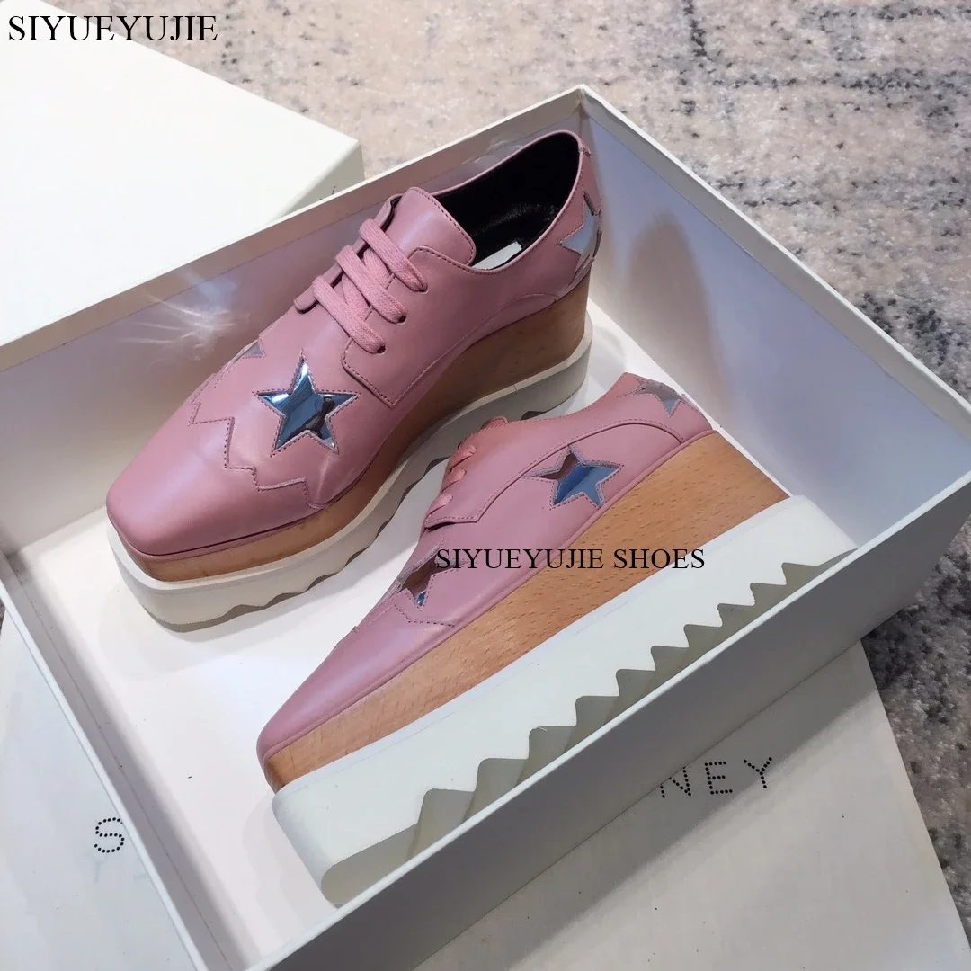 

Высококачественная кожаная женская обувь со звездами на шнуровке Stella, повседневные лоферы, женские туфли на танкетке на плоской платформе, увеличивающие рост