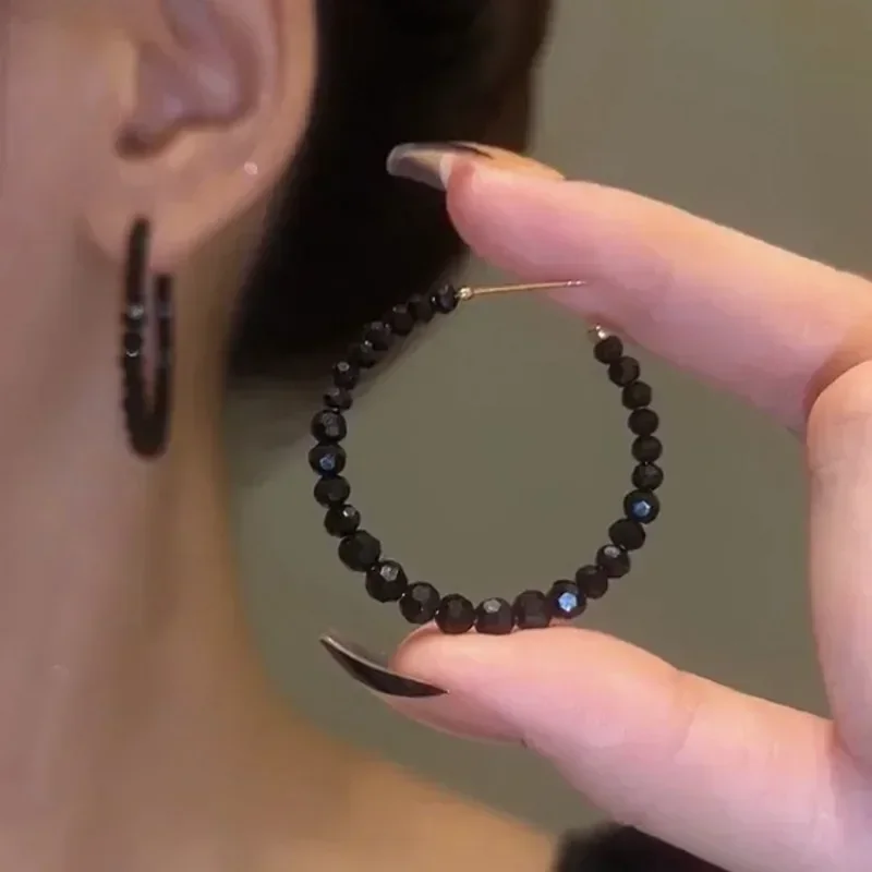 Light luxury C-shape Black Crystal Hoop Earrings Fashion Large Circle Geometric Earrings Women Elegant Jewelry Gifts Wholesale