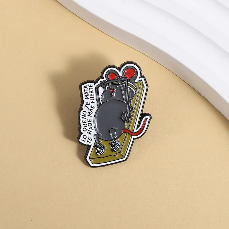Lapel Pins Fun Fitness Black Mouse Badge Spanish Inspirational Slogan Brooch Cartoon Personalized Bag Clothing Decoration Pin