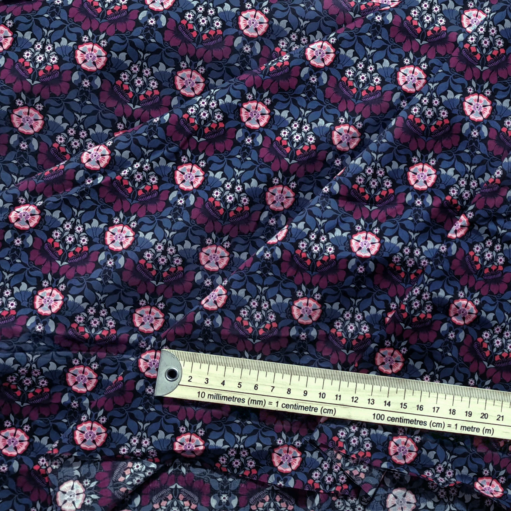 1m x 145cm Floral Print Combed Cotton Poplin Fabric，Plain Weave Lightweight Breathable Cotton Cloth for Quilting Hand Sewing DIY
