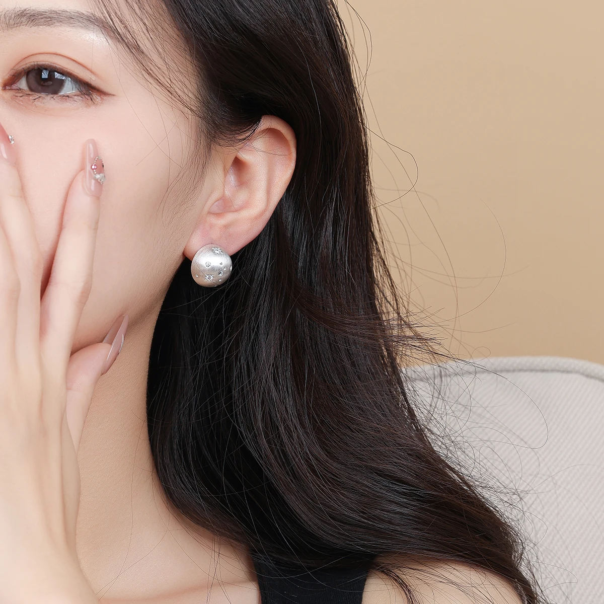 Small Niche Design Metal Semi-Circular Brushed Earrings 2024 Christmas Party Fashion Jewelry Unusual Ear Accessories For Women
