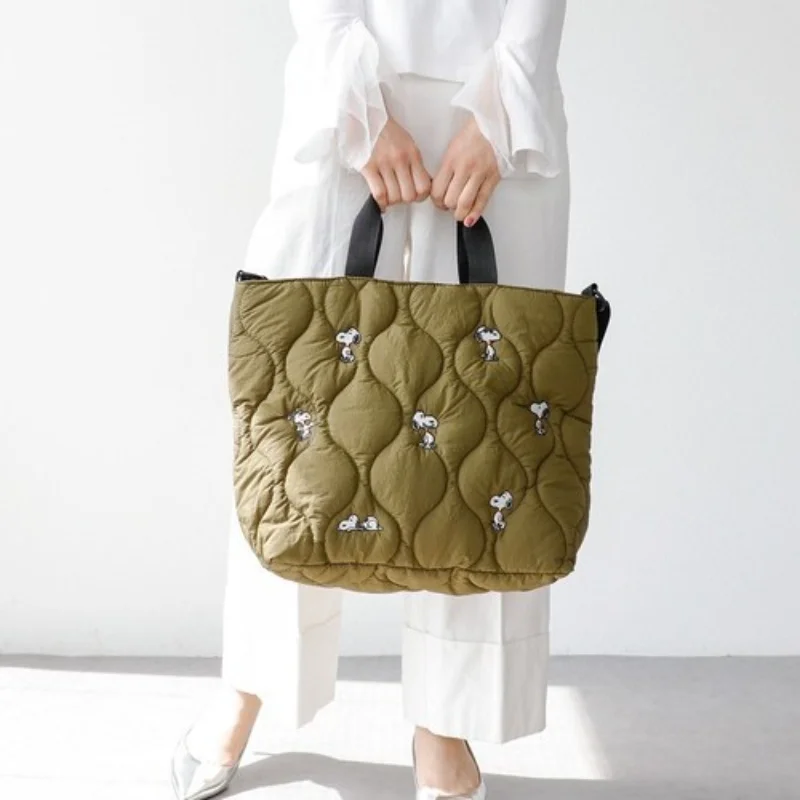 سنوبي حقيبة كتف المرأة موضة سعة كبيرة مطرزة حقائب كروسبودي عادية السفر كيس التخزين أنثى حمل حقيبة تسوق