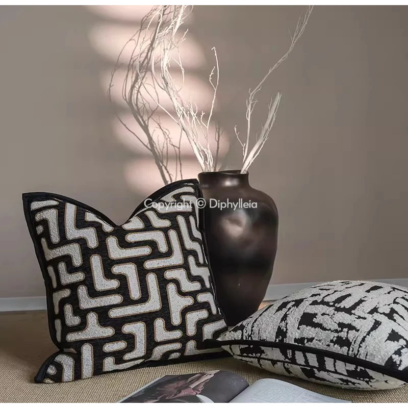 Diphylleia Morocco Style Hippie Cushion Cover Dynamic Design Chaotic Pattern Jacquard Throw Pillowcase For Condo Apartment Villa