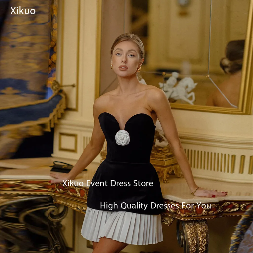 

Xikuo Black Velvet Graceful Prom Gown Sweetheart Rose Adorned Bespoke Occasion Pleated Mini Length Homecoming Dresses Customized