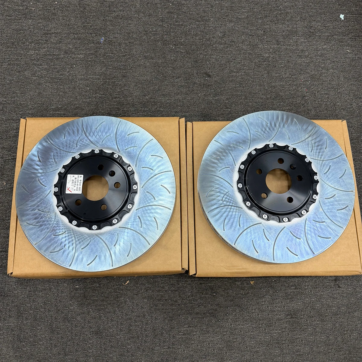 Carbon Brake Discs High Split Brake Discs Dedicated for Track Days Mountain Driving Custom Available Per Vehicle Parameters