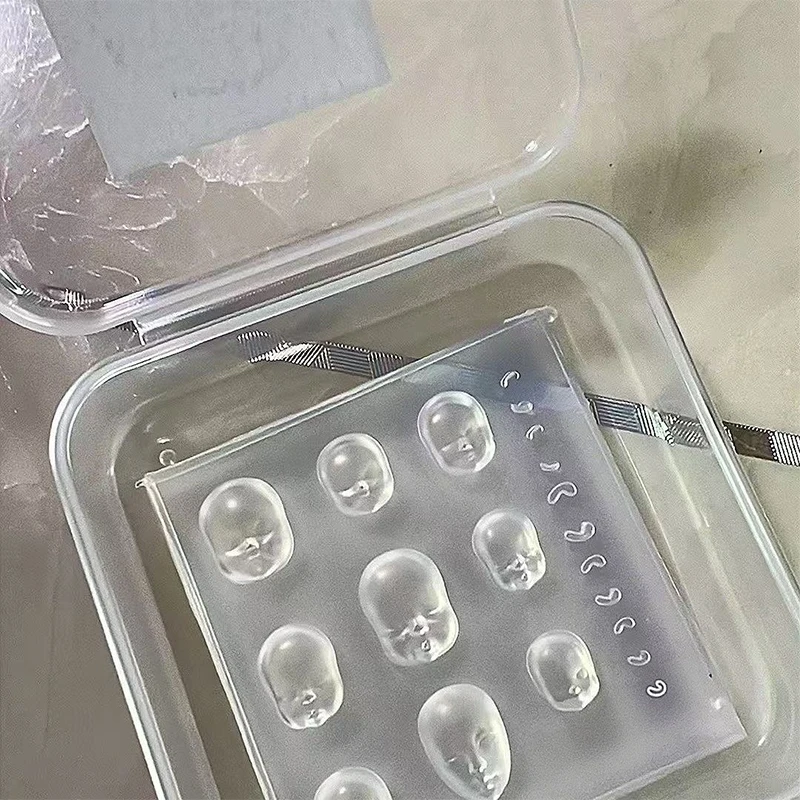 قالب سيليكون ثلاثي الأبعاد على شكل وجه دمية كرتونية قالب نقش يدوي زخارف أظافر إكسسوارات مانيكير سيليكون - 3