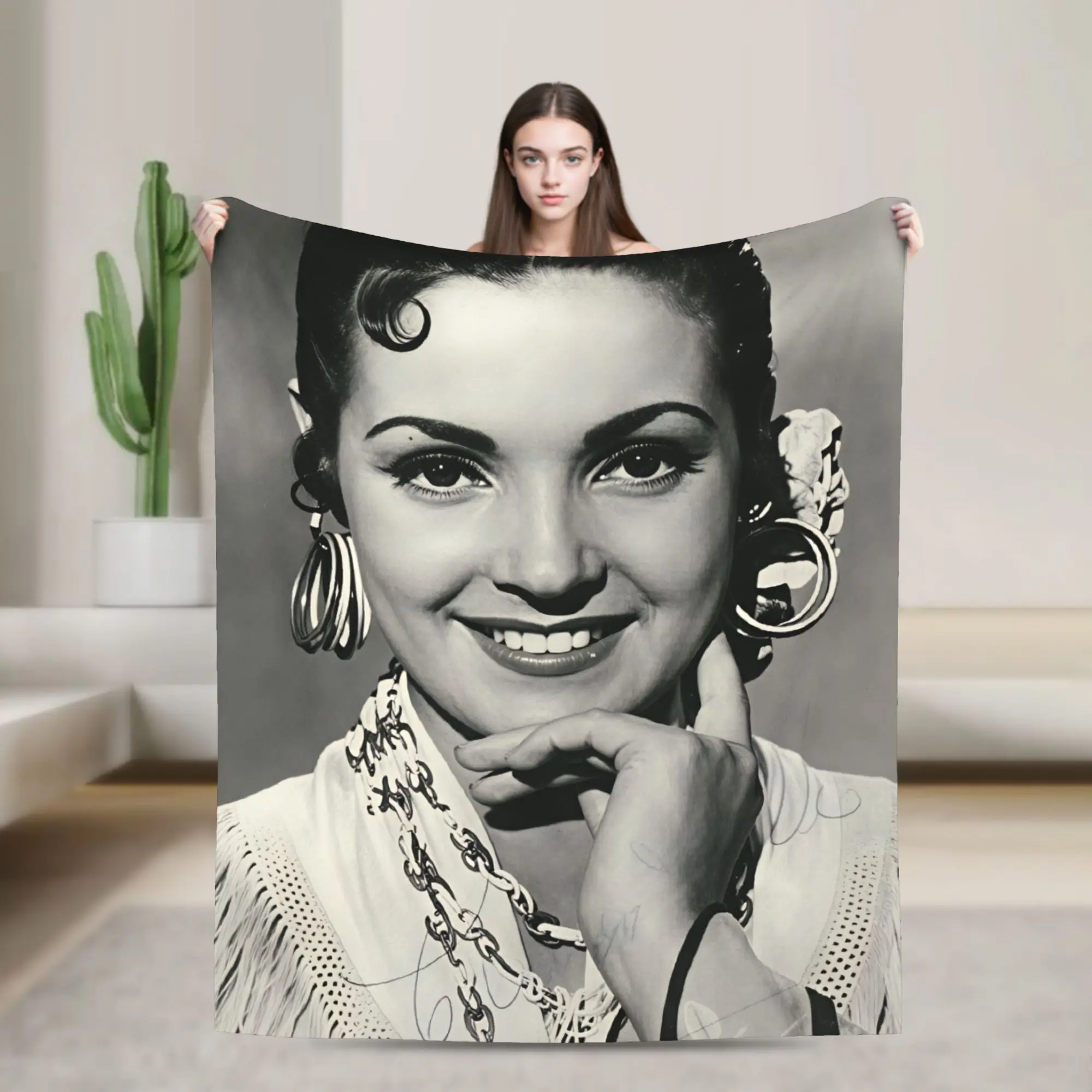 Lola Flores Warm Soft Blanket  Girls Boys Plush Throw Blanket Fluffy Outdoor Flannel Bedspread Sofa Bed Cover