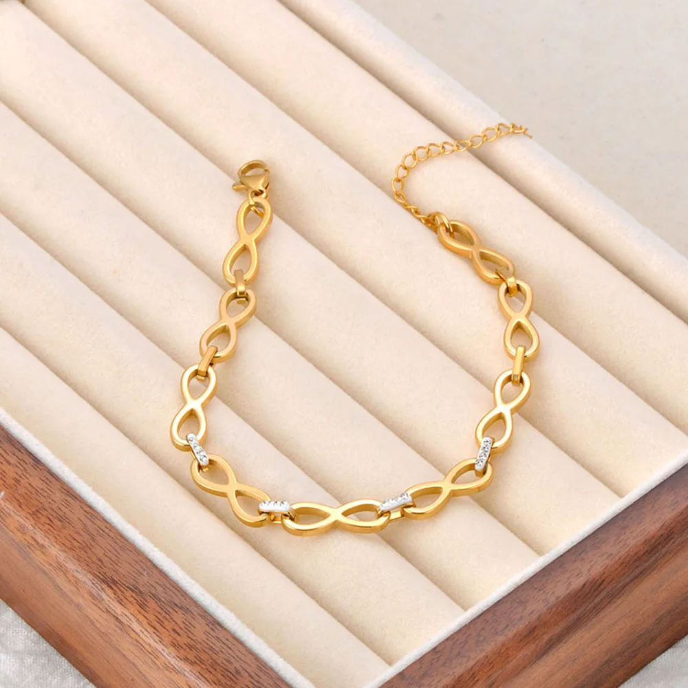 Lokaer Waterproof Fashion Infinite Eternity Chain Bracelet 18k Gold Plated 316L Stainless Steel Hand Bangles For Women B24050