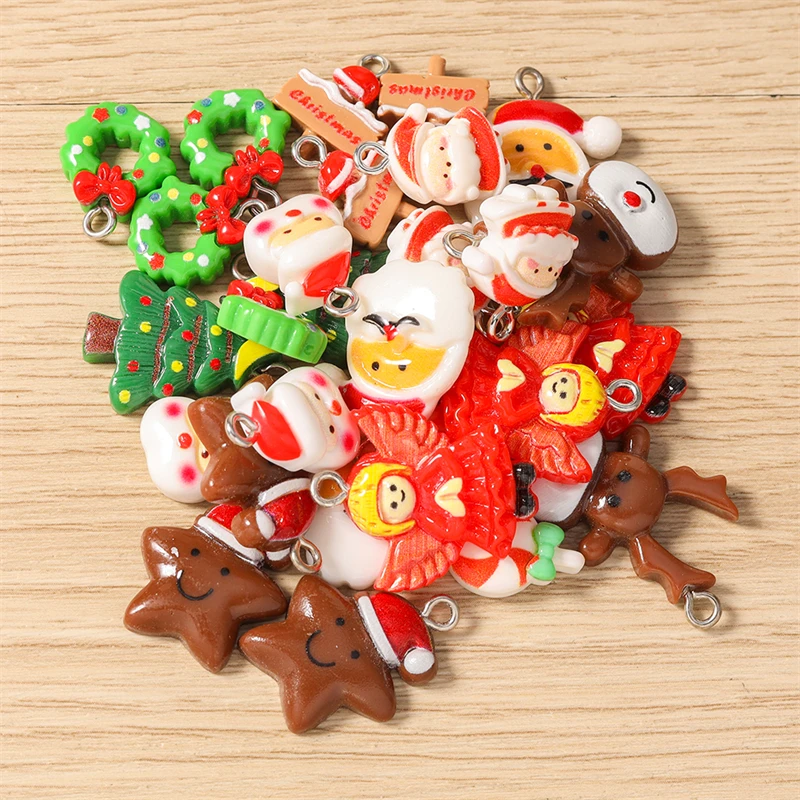 10 Stück Niedliche Weihnachtsanhänger aus Kunstharz: Weihnachtsmann, Baum, Hirsch für die Herstellung von Ohrringen, Halsketten, DIY-Bastelarbeiten und Schmuckzubehör – Detail 4