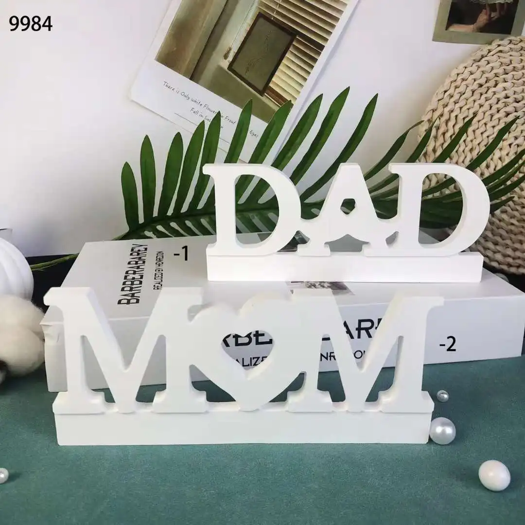 MoM DAD Candle Holder Silicone Mold Letter MOM Candlestick Mould DIY Aromatherapy Cement Gypsum Ornaments Decoration Mould