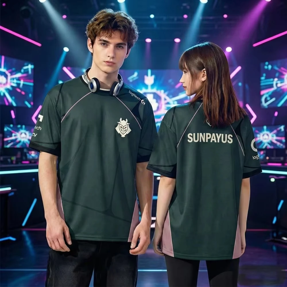 

G2 Esports SUNPAYUS Player Jersey, Dark Green Pink Accent Design with Team Logo, Breathable Gaming Tee for E-Sports Fans