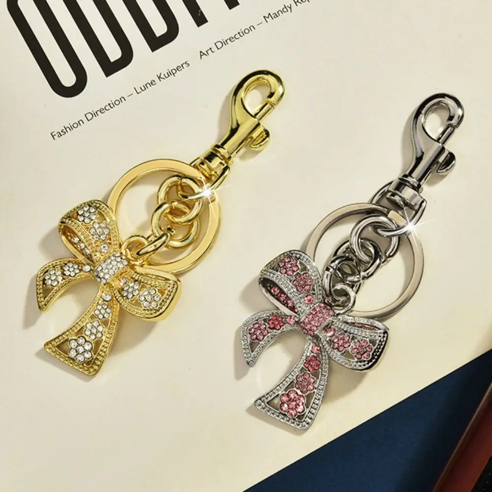 

Alloy Rhinestone Bowknot Keychains Backpack Hanging Jewelry Sparkling Bow Bag Charm Handmade Ins Bow Car Keyrings Car Decoration