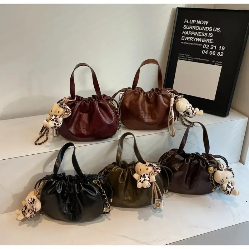 

2025 Vegan Leather Cloud Bag Women's Wrinkled Suede Shoulder Purse Minimalist Gold Chain Crossbody for Daily Commute Essentials