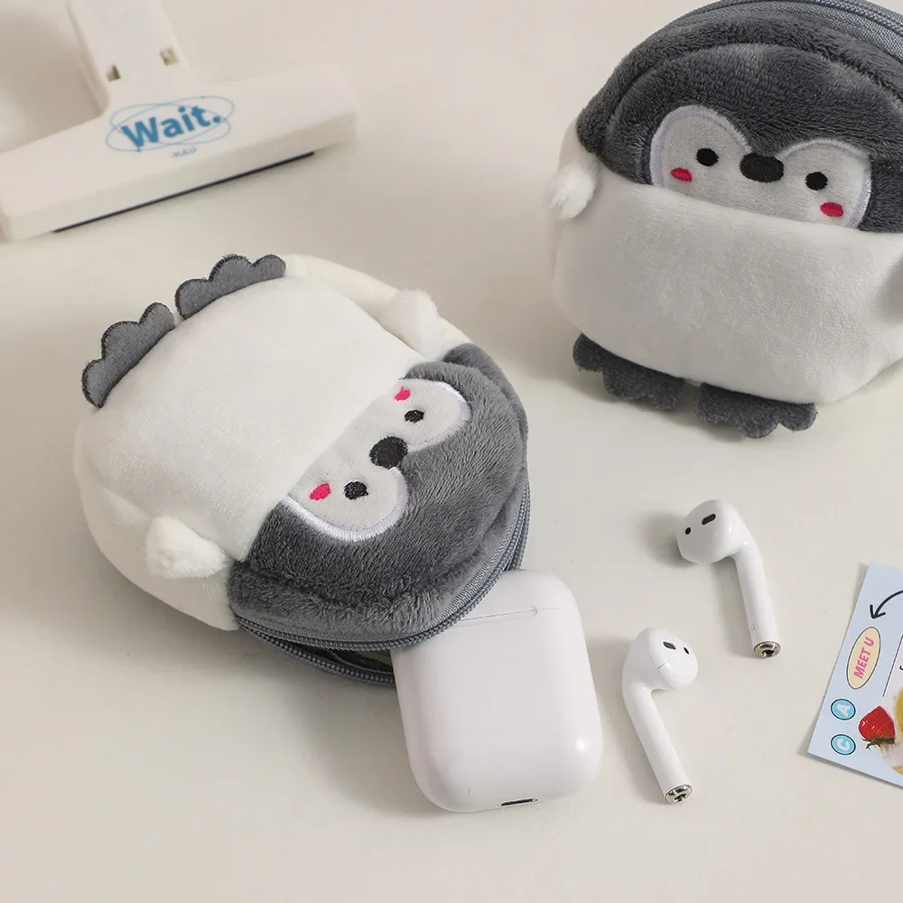 Women Cute Penguin Coins Wallets Lipstick Earphone Organizer Fashion Pendant Keychain Storage Zero Wallet Gifts Pendant