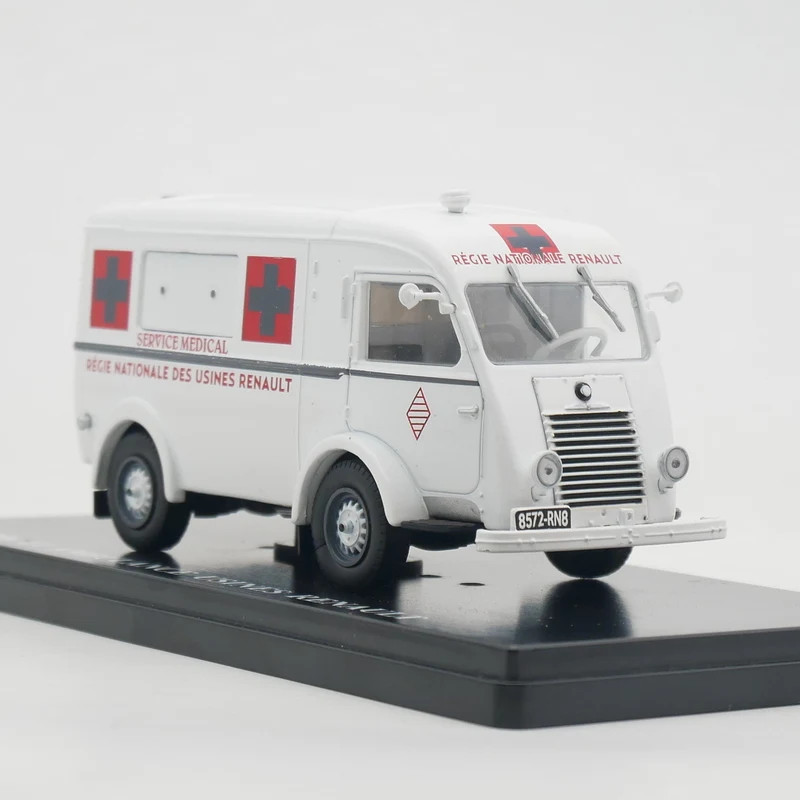 Diecast Ixo 1:43 Maßstab Renault 206 E1 AMBULANCE Legierung Automodell Sammlerstück Spielzeug Geschenk Souvenir Display Ornament