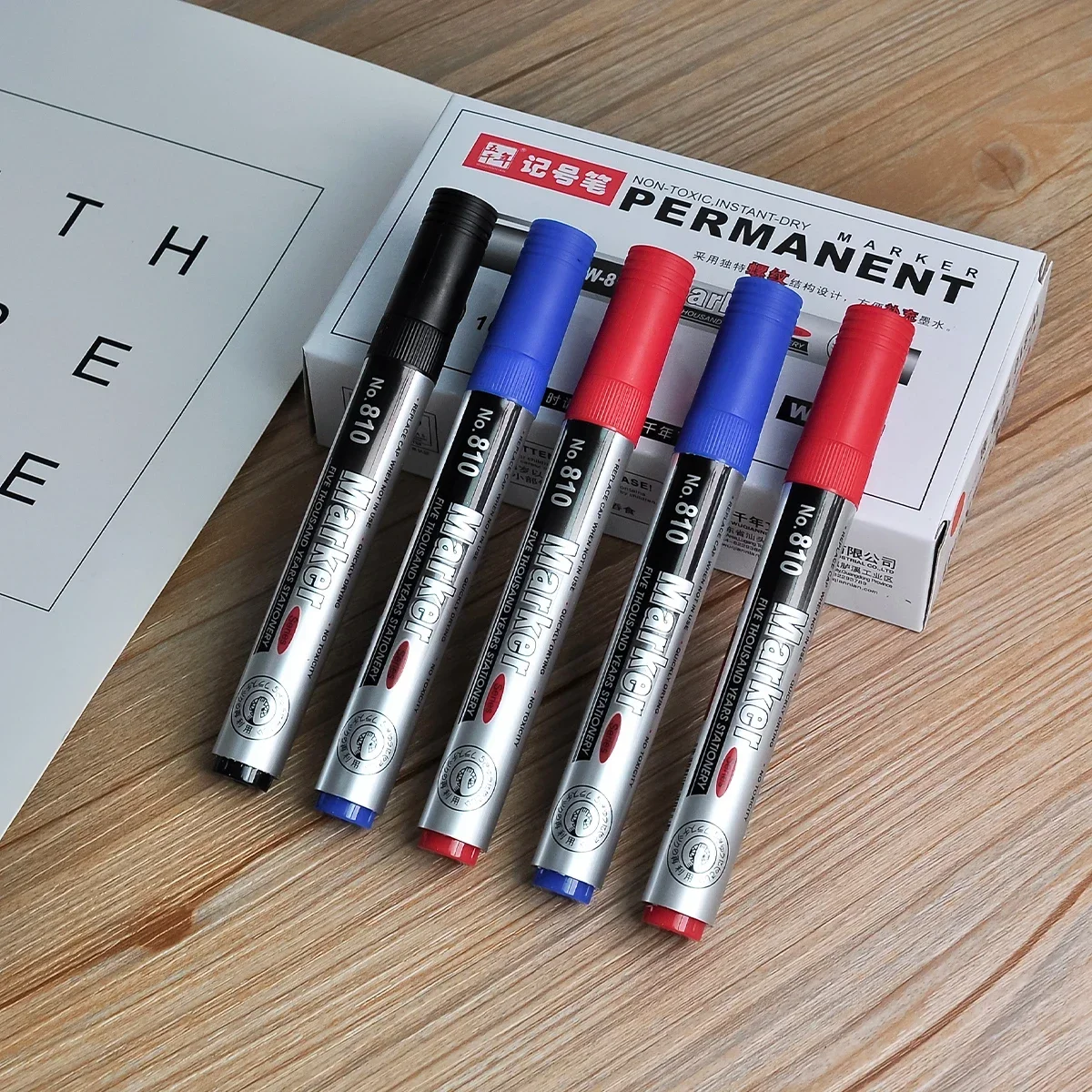 

2/5pcs Permanent Oily Marker Black Ink 2.0mm Waterproof Quick Drying For Metal, Plastic, Tiles, Glass, School and Office Supplie