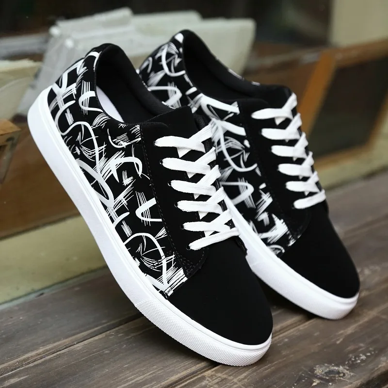 New Arrival Trend Graffiti Designer Men Casual Shoes Street Youth Fashion Skateboarding Shoes Student Sneaker Leisure Board Shoe