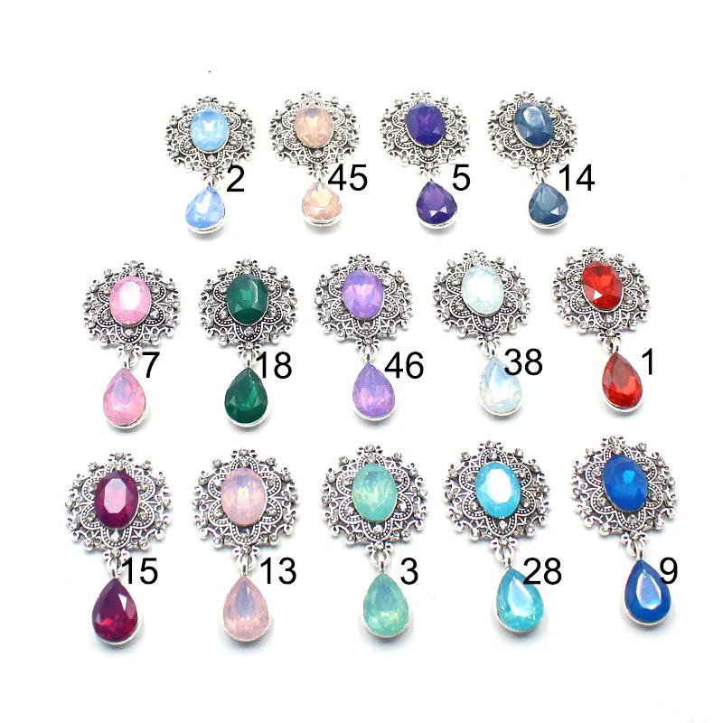 5Pcs vintage alloy resin rhinestone DIY pendants for wedding dresses, hair, wine bottles and inviting decorative accessories