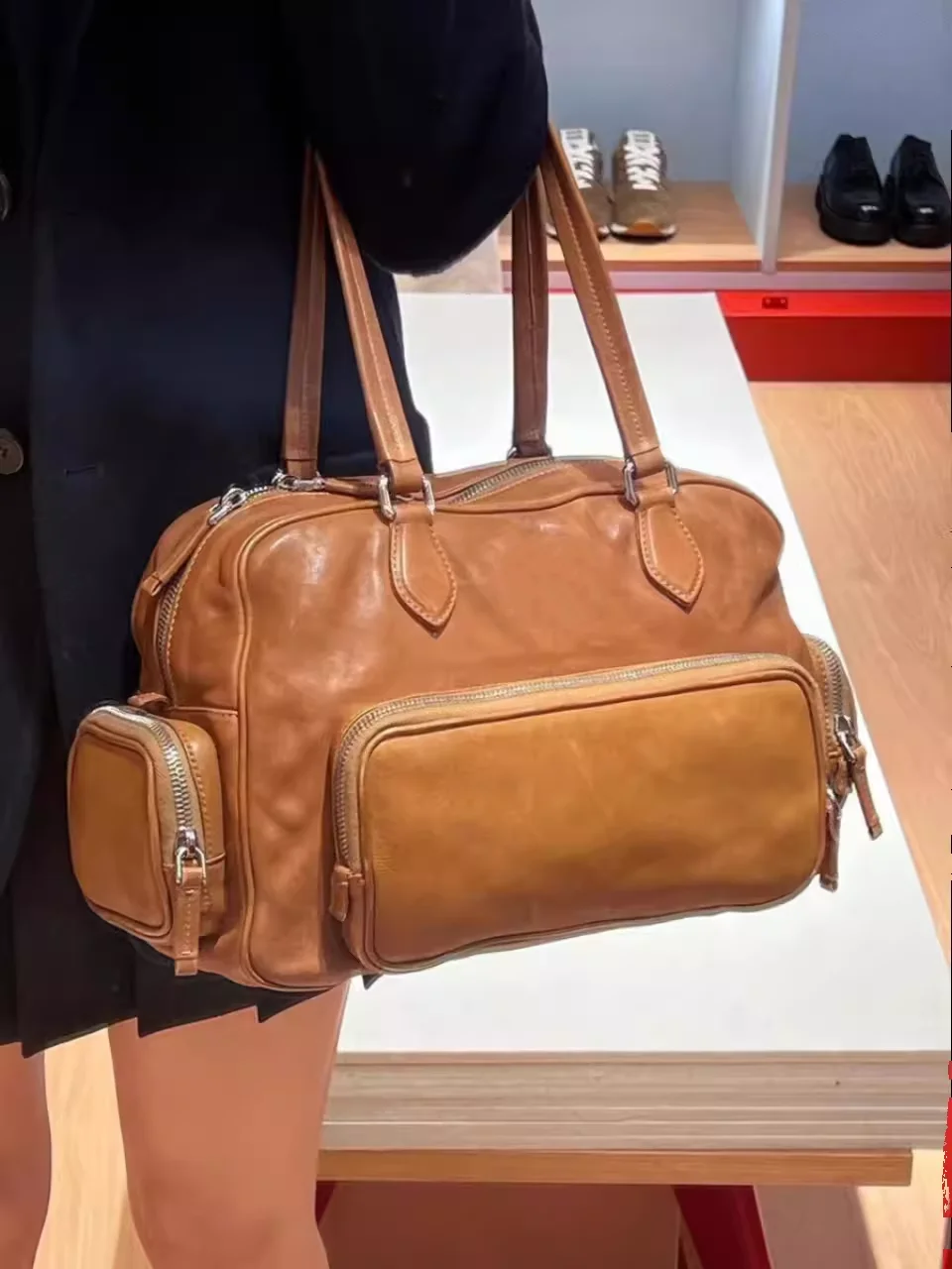 

Multi-Pocket Brown Briefcase Women Fashion Cowhide Bowling Handbag 2024 Paris Runway Motorcycle Bag Casual Shoulder Underarm Bag