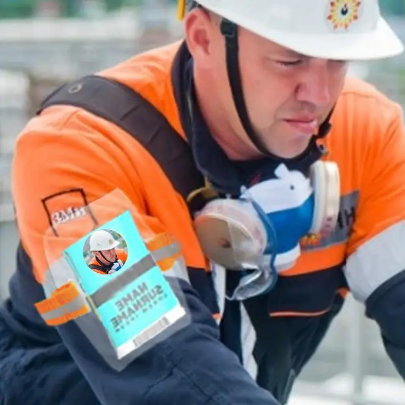 IdバッジホルダーアームバンドカードホルダーポータブルアームバンドIDライセンスバッジホルダーオフィス学校レストラン競技