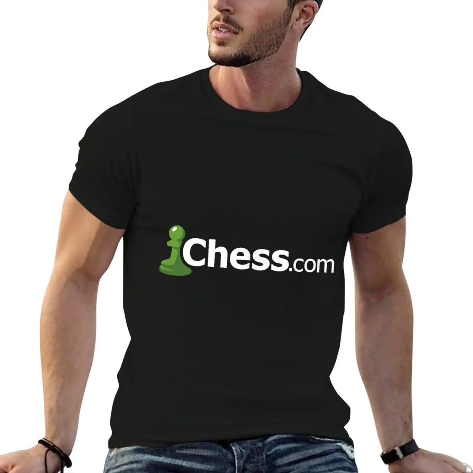 Chess.Com الكلاسيكية شعار موقع الشطرنج على الانترنت مروحة - تي شيرت داكن تي شيرت مصمم تي شيرت للرجال حزمة القطن تي شيرت