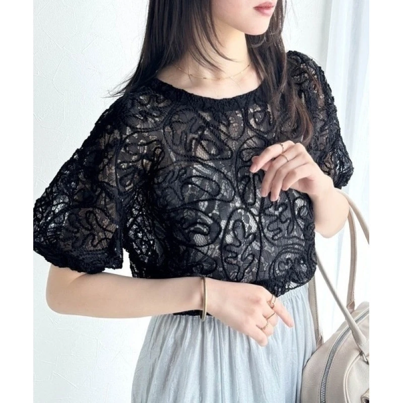 

2025 Floral Lace Blouse Women Korean Style Split Sleeve Design Casual Wear Summer New Arrival Fashionable Elegant Style Slim Fit