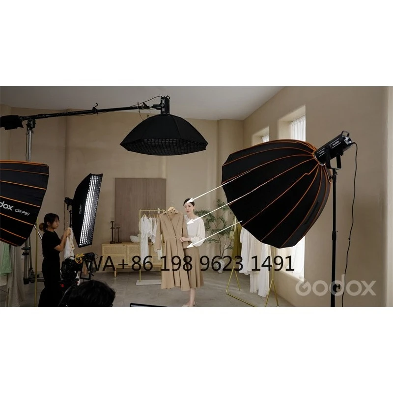 300W×1 & 200W×4 LED Streaming Light Set with Softbox Tripod for E‑Commerce Clothes Live Broadcast Shooting