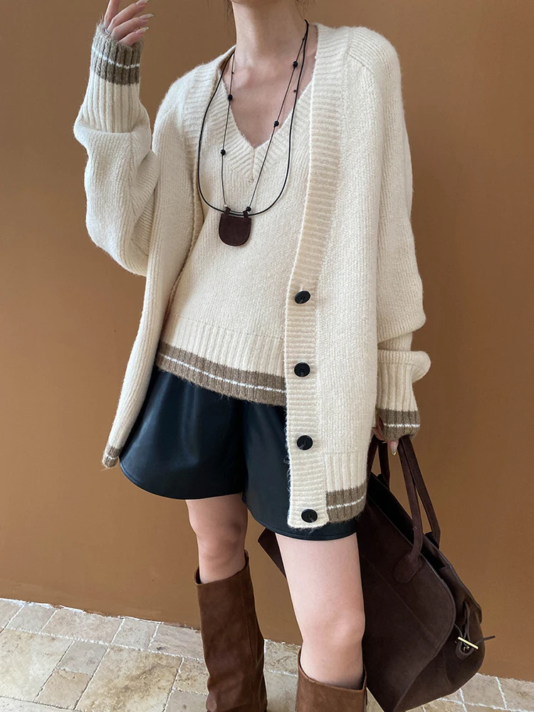 [LANMREM] Fashion Knitting 2 Piece For Women V Neck Fit Vest Cardigan Long Sleeve Loose Coats Female 2024 Autumn New 26C524