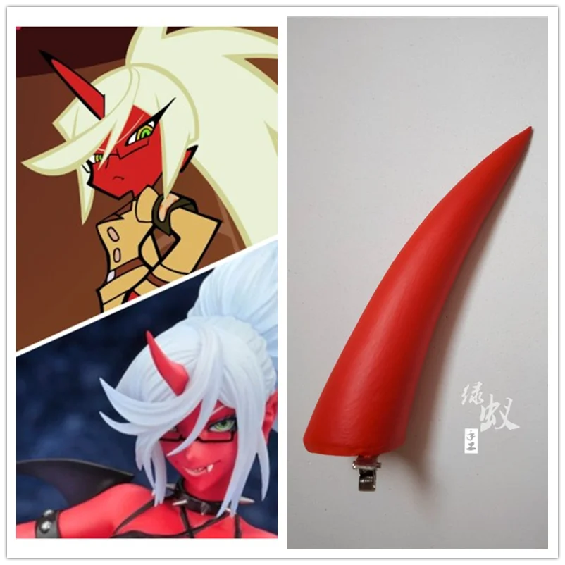 scanty and kneesocks