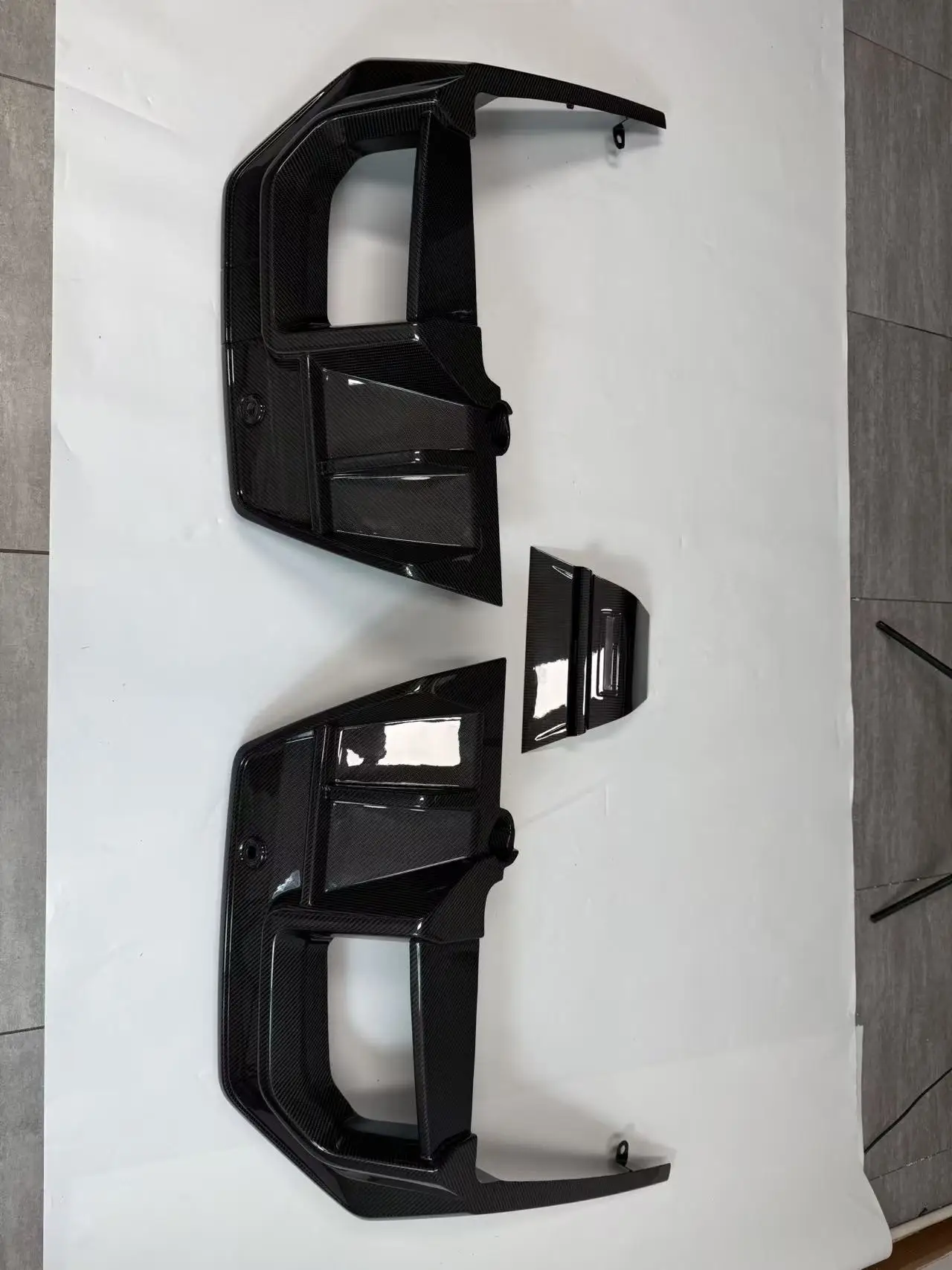 Dry Carbon Fiber SQ-A Style Rear Bumper Diffuser Splitter Lip for G90/G99 M5 2025+ 4