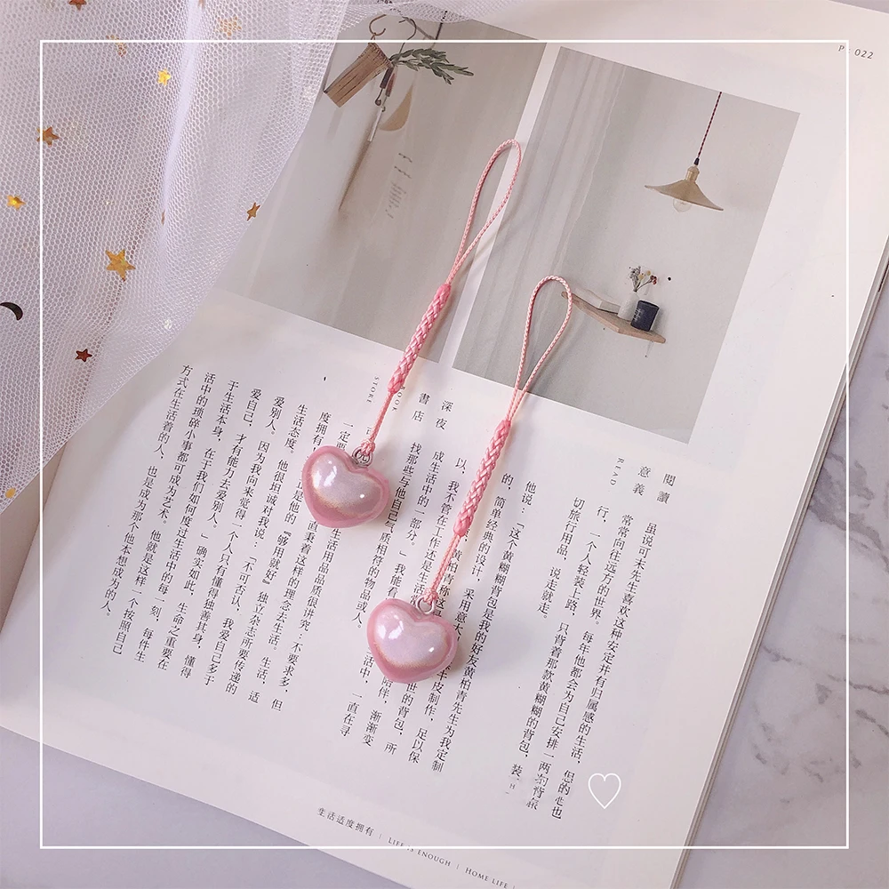 小さなハート型のストラップキーホルダー,電話アクセサリー,運の健康のためのエレガントなデザイン