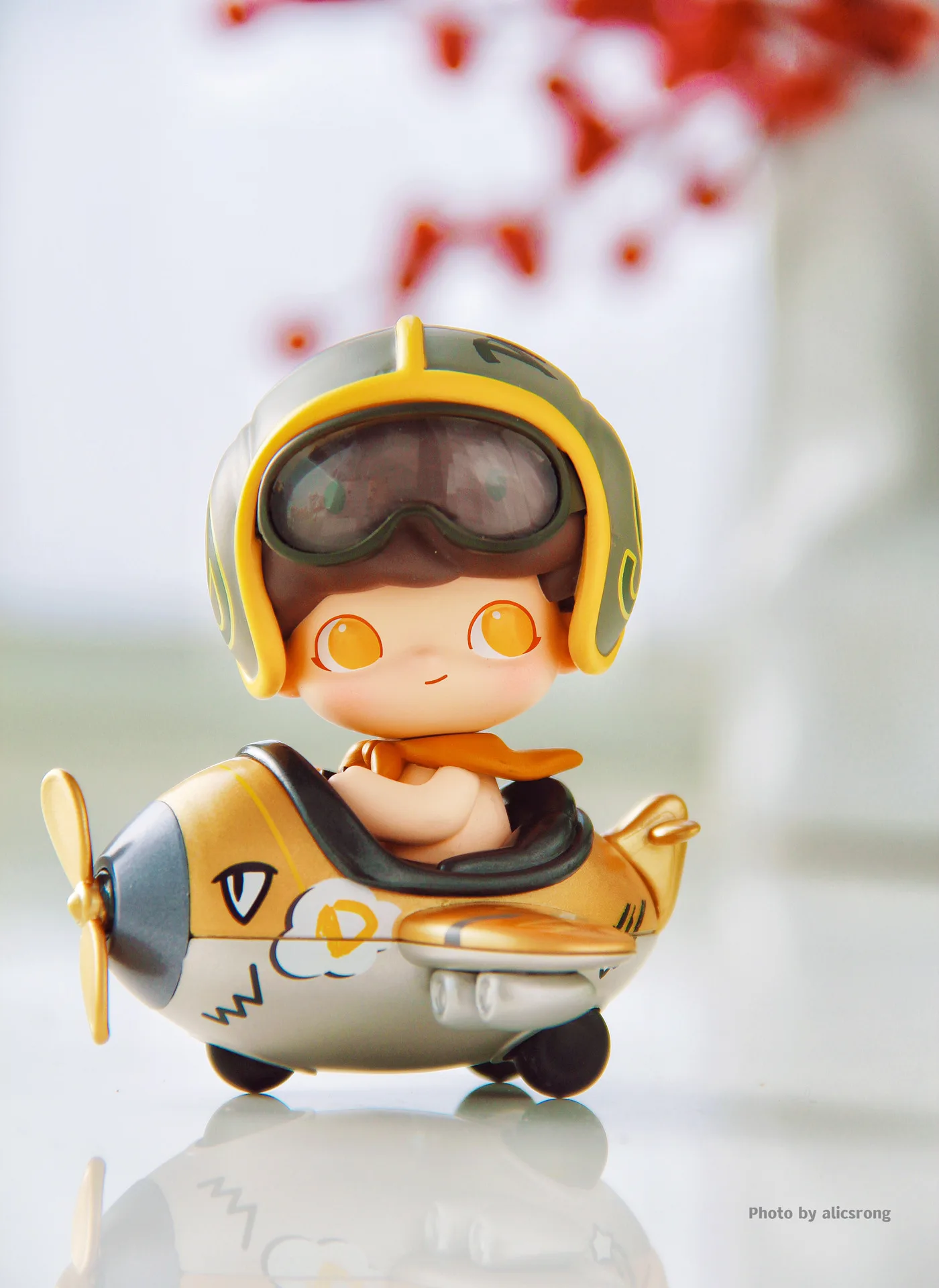 Original Dimoo Little Aviator Figure Pilot Fly Boy on Plane Designer Toy Art Collection Fair Limited Edition Figurine