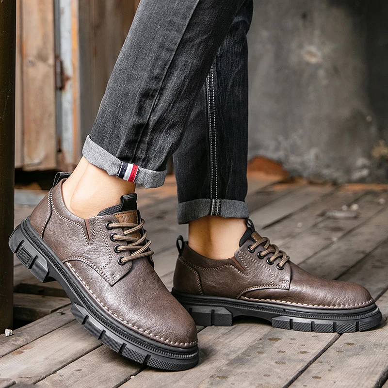 

Мужская кожаная обувь ручной работы, высококачественная минималистичная стильная обувь для вечеринки, свадьбы жениха, повседневная обувь на толстой подошве, черная новинка