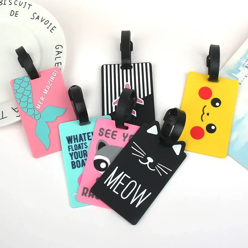 Kawaii Pikachu อะนิเมะกระเป๋าเดินทางแท็กซิลิโคนกระเป๋าเดินทาง ID ผู้ถือที่อยู่ Baggage Boarding แท็กแบบพกพาป้ายอุปกรณ์เสริมของขวัญ
