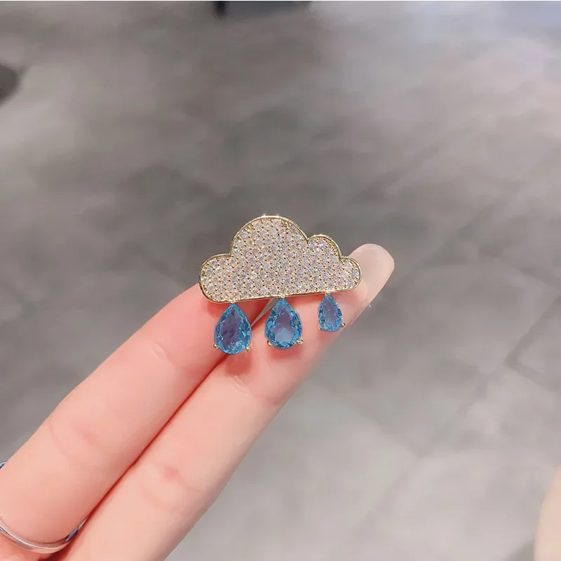 Creative Cloud Crystal Zircon Brooch For Women Cute Corsage Coat Dress Collar Pin Party Jewelry