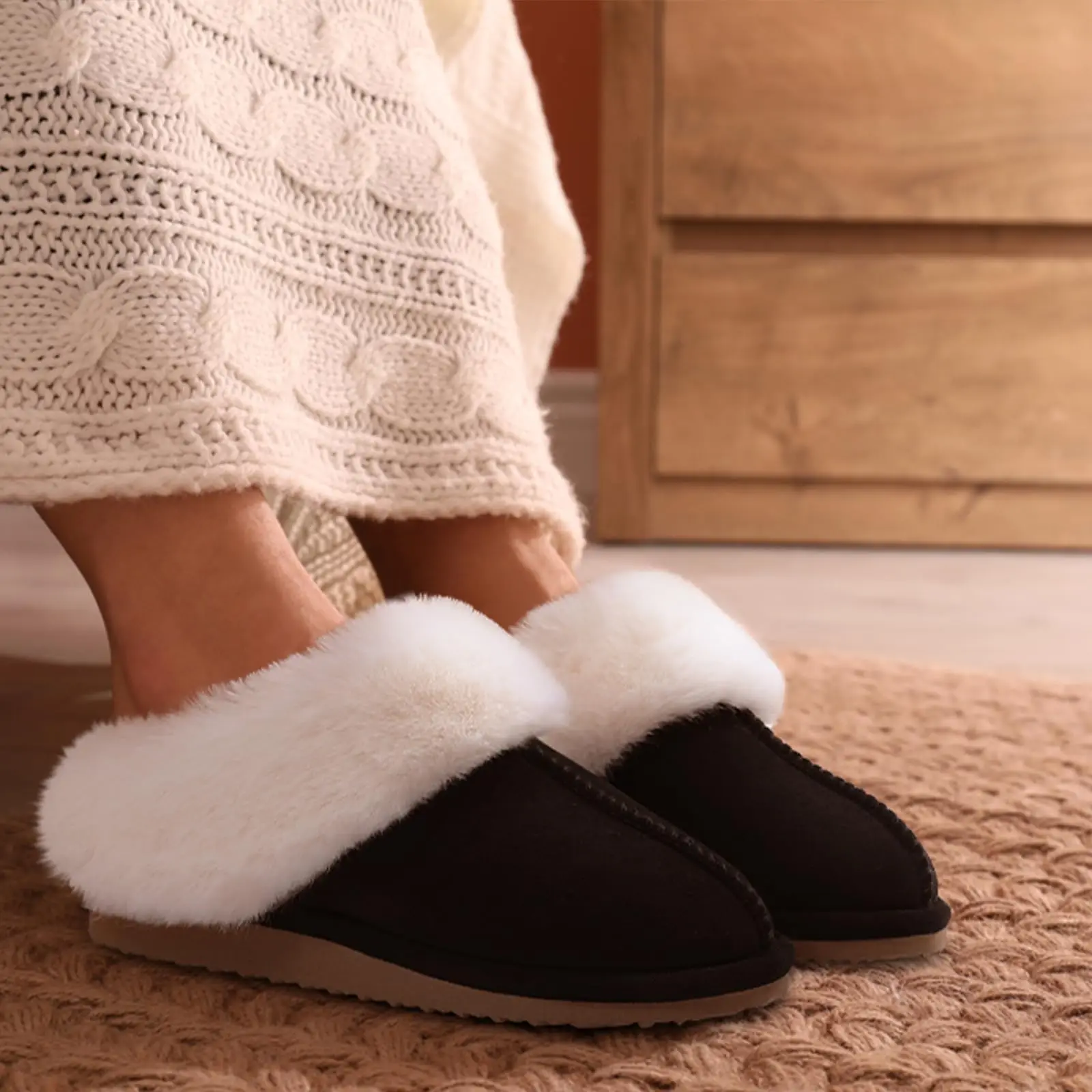 

Goosecret Women Fuzzy Cotton Shoes Fleece Lined Indoor House Shoes Winter Warm Cozy Plush Slippers Non-slip Memory Foam Slippers