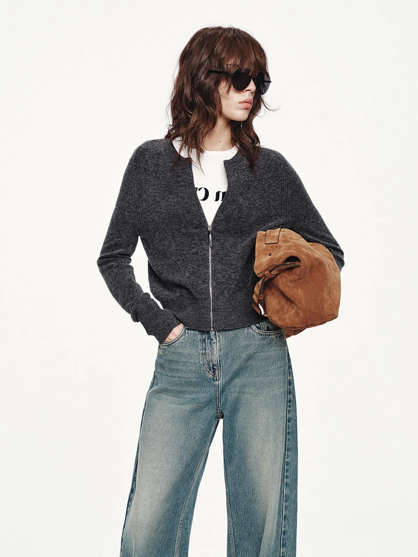 

Skin-friendly Knitted Thiened Long Sve Commute Cardigan Pure Color Versatile Top for Women Winter Faion Outerwear